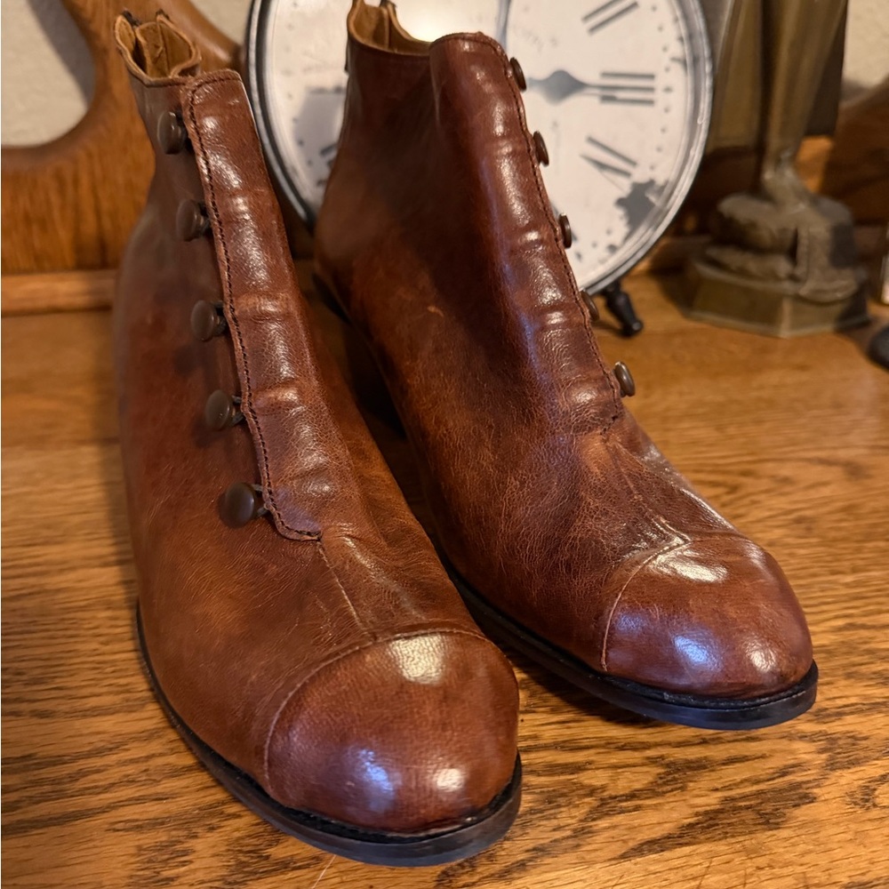 CYDWOQ Hemera Caramel Brown Leather Ankle Boots - Picture 12 of 13